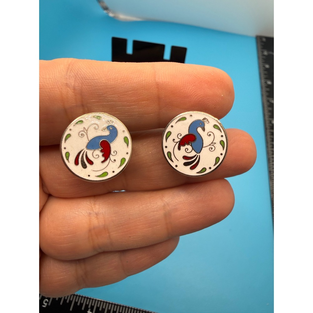 Vintage Peacock Cloisonne Enamel Screw Back‎ Earrings Gold Tone White Round Bird